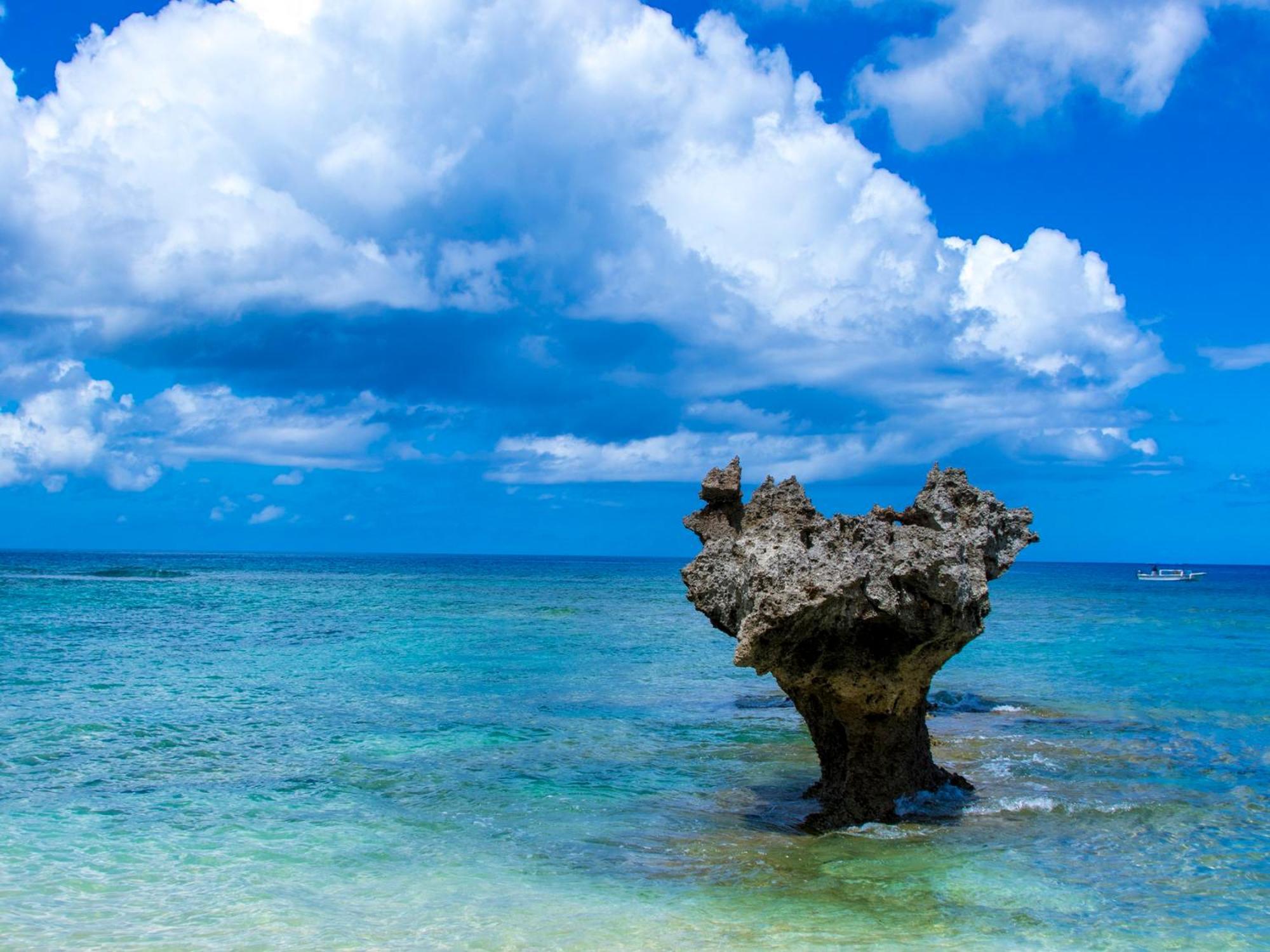 Nel Beach Nago Luaran gambar
